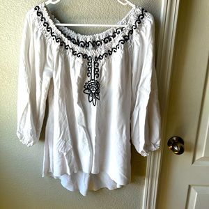 Peasant blouse black and white Spanish style embroidery 60’s revival top